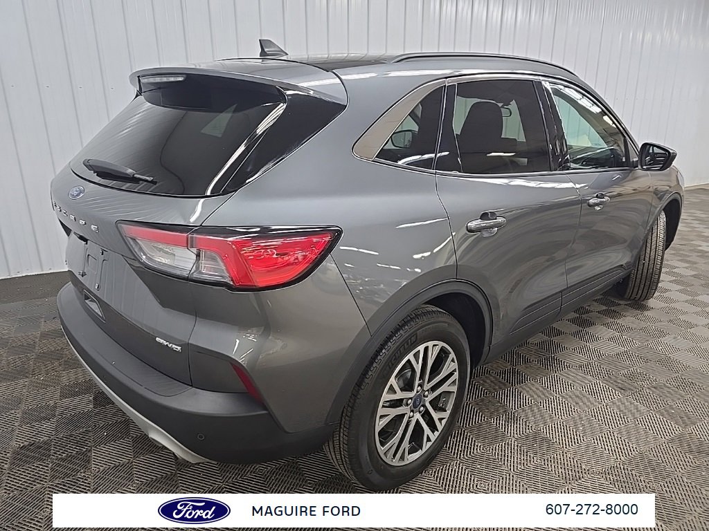 Used 2022 Ford Escape SEL image 13