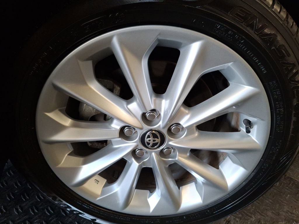 Used 2022 Toyota Corolla LE w/ LE Convenience Package image 4