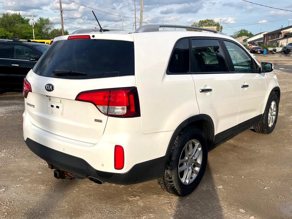 Used 2014 Kia Sorento LX image 5