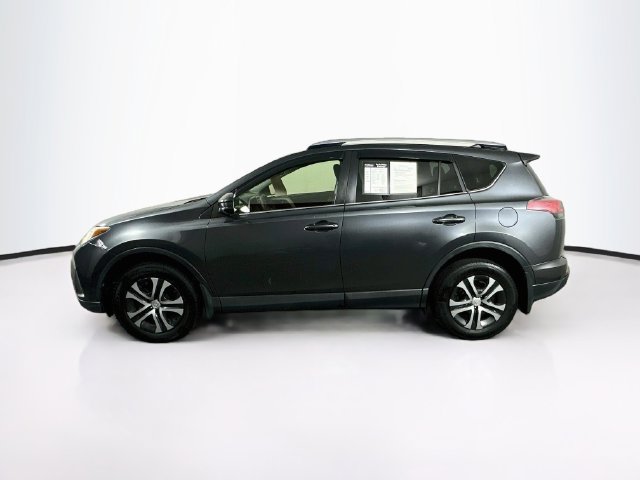 Used 2016 Toyota RAV4 LE AWD/4WD image 5
