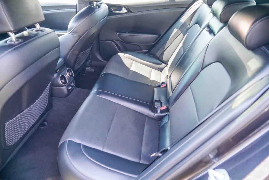 Used 2022 Kia Stinger GT-Line RWD image 17