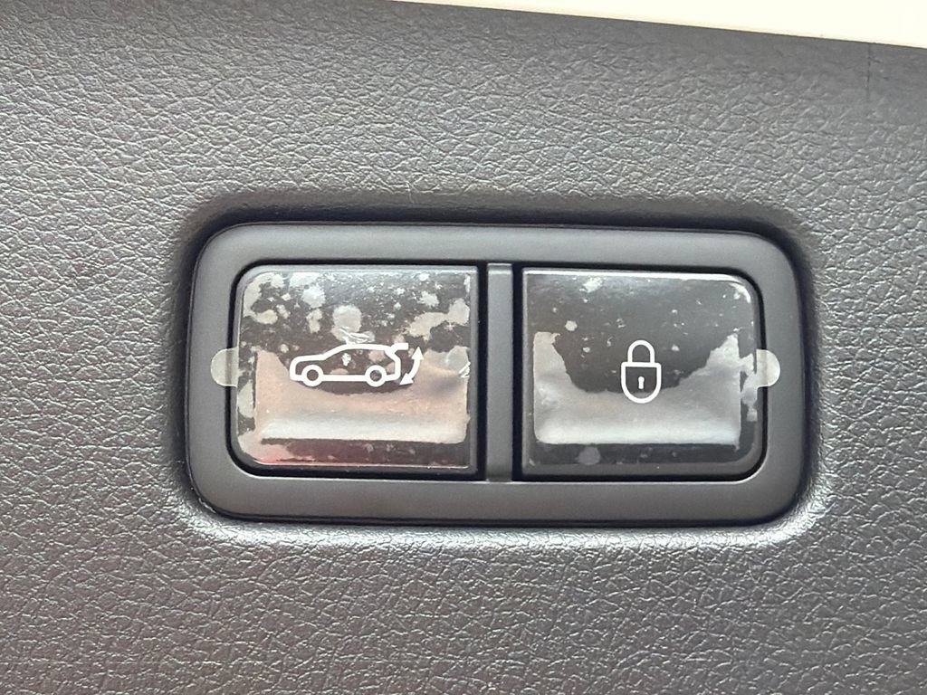 New 2027 Genesis GV70 2.5T Select AWD/4WD image 19