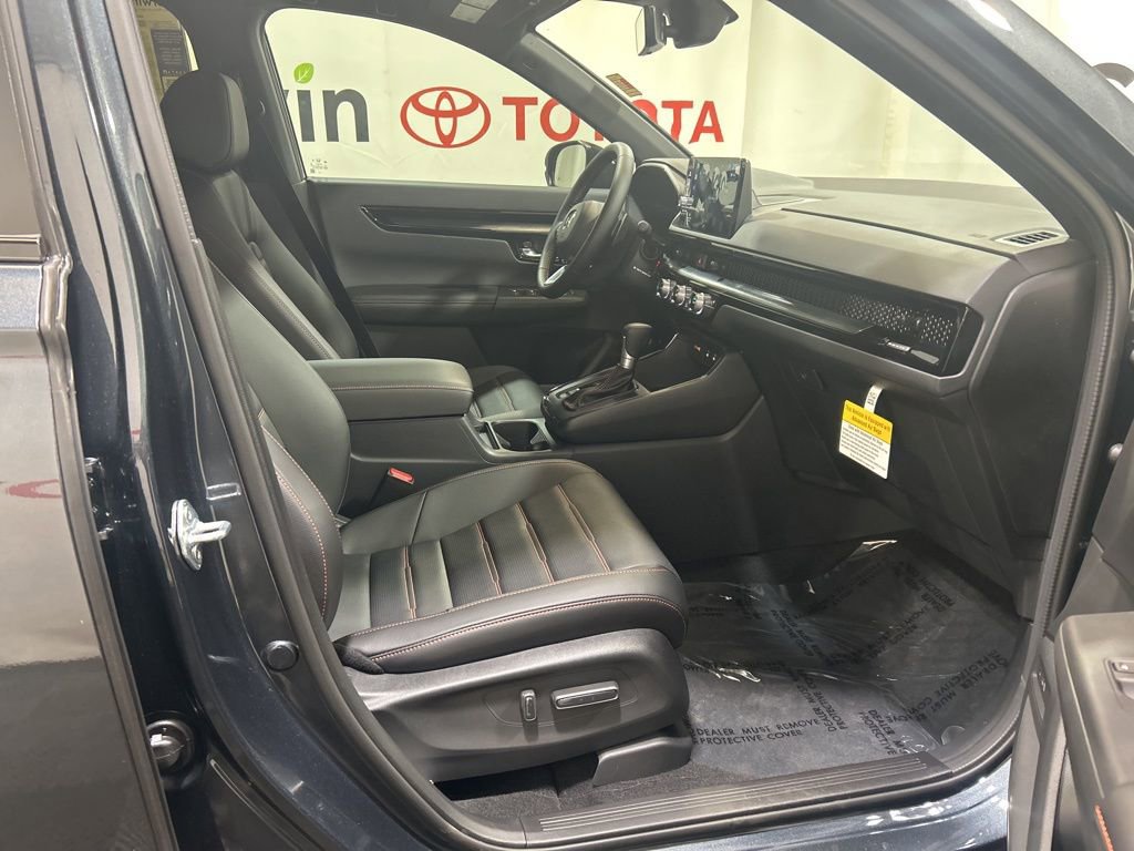 Used 2026 Honda CR-V Sport Touring image 11