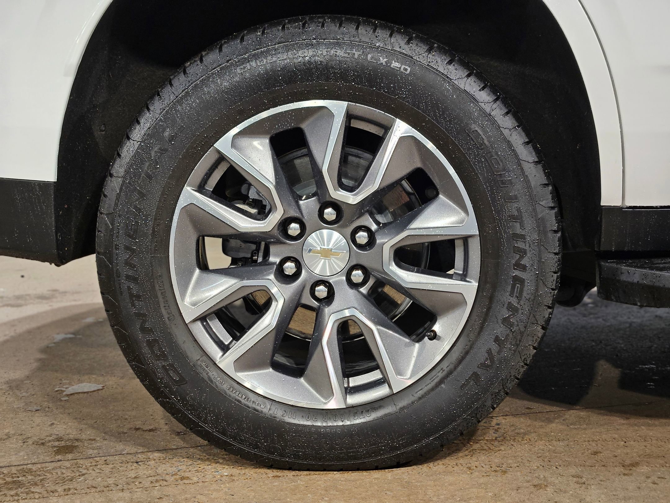 Used 2023 Chevrolet Tahoe LT w/ Luxury Package image 17