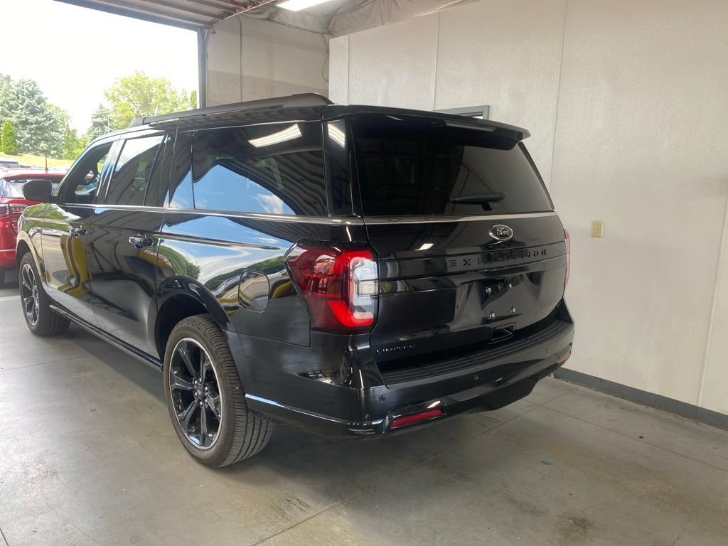 Certified 2024 Ford Expedition Max Limited AWD/4WD image 3
