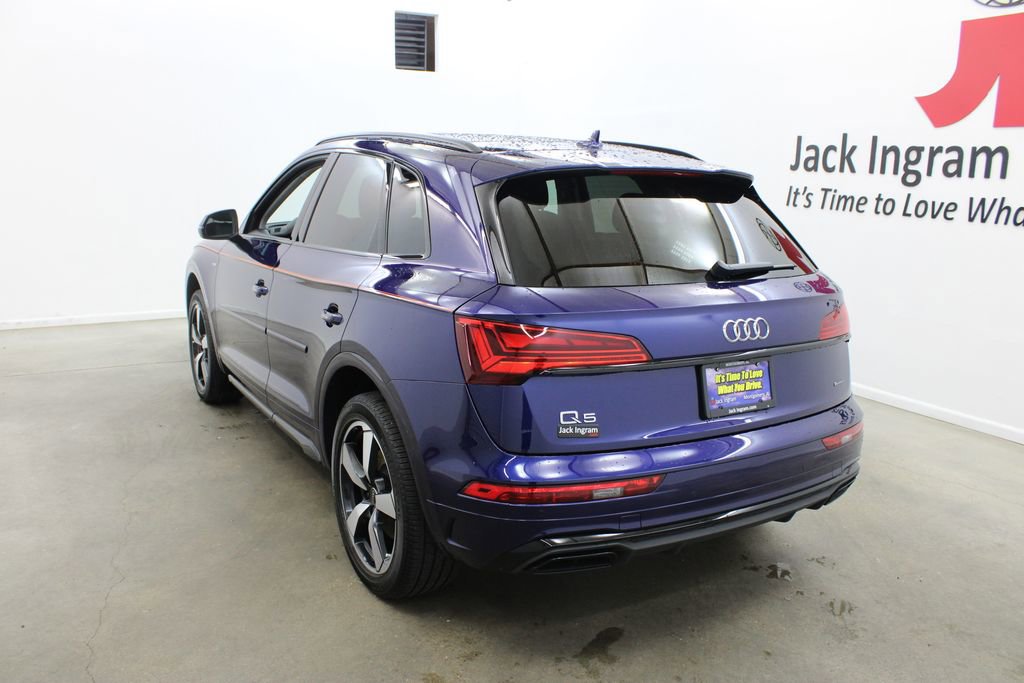 Used 2023 Audi Q5 2.0T Premium Plus w/ Premium Plus Package AWD/4WD image 3