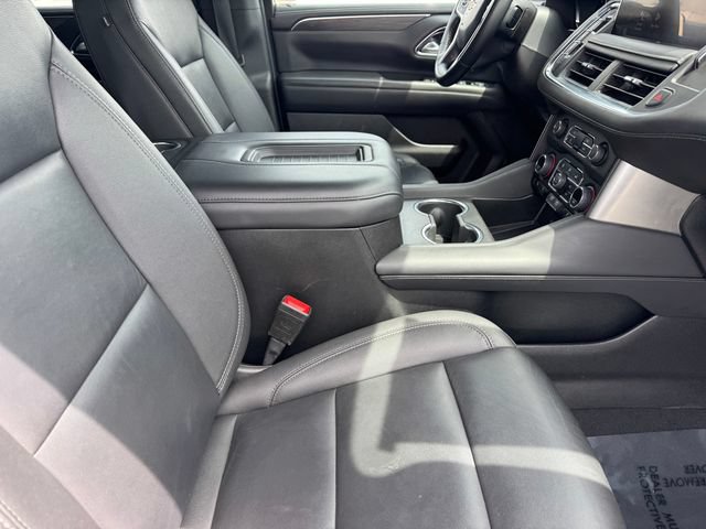 Used 2024 Chevrolet Suburban LT AWD/4WD image 6