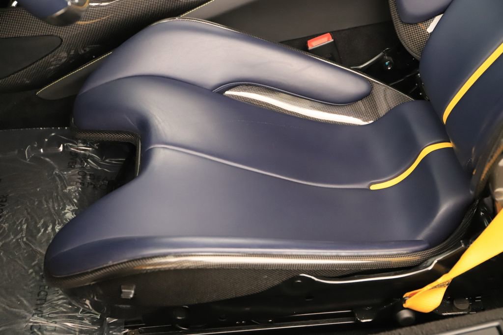 Used 2021 Ferrari SF90 Stradale image 18