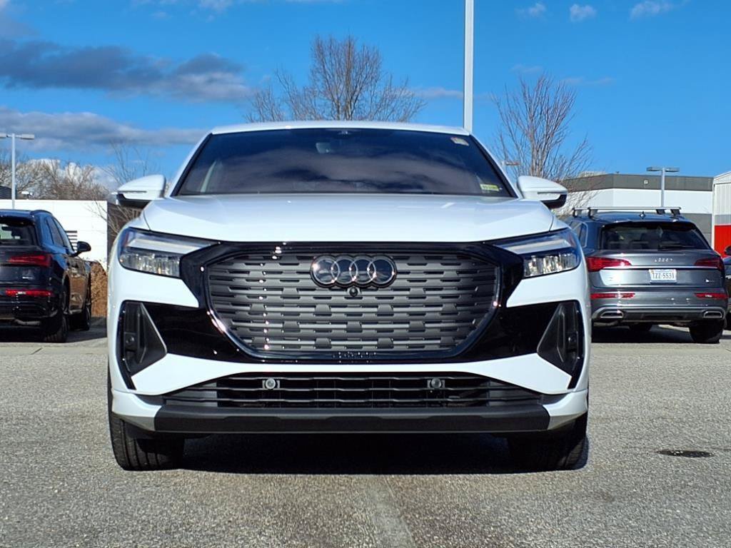 New 2025 Audi Q4 e-tron Premium Plus AWD/4WD image 4