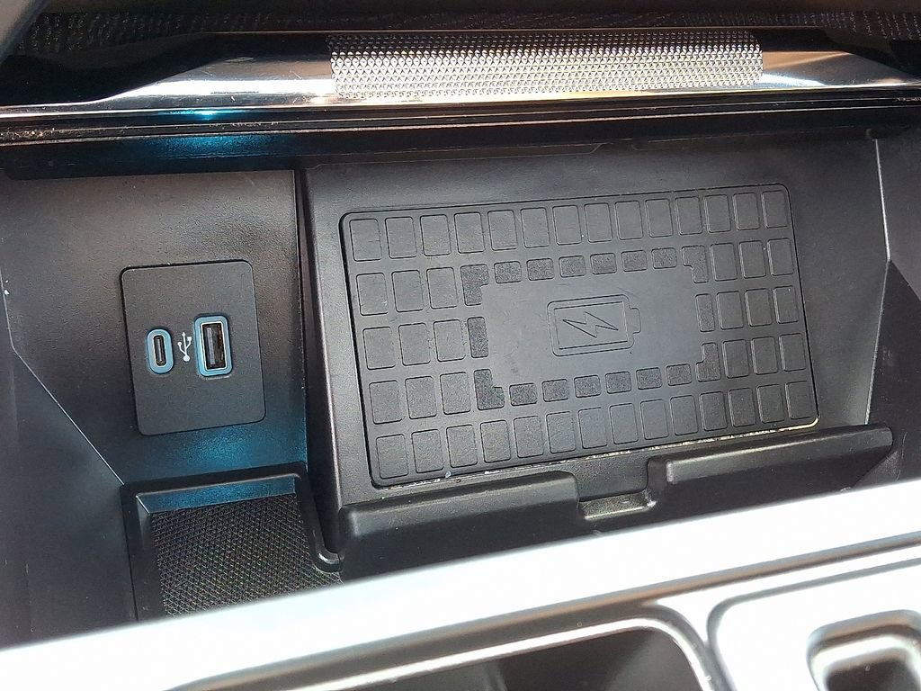 Used 2021 Ford F150 Platinum w/ Equipment Group 701A High image 26