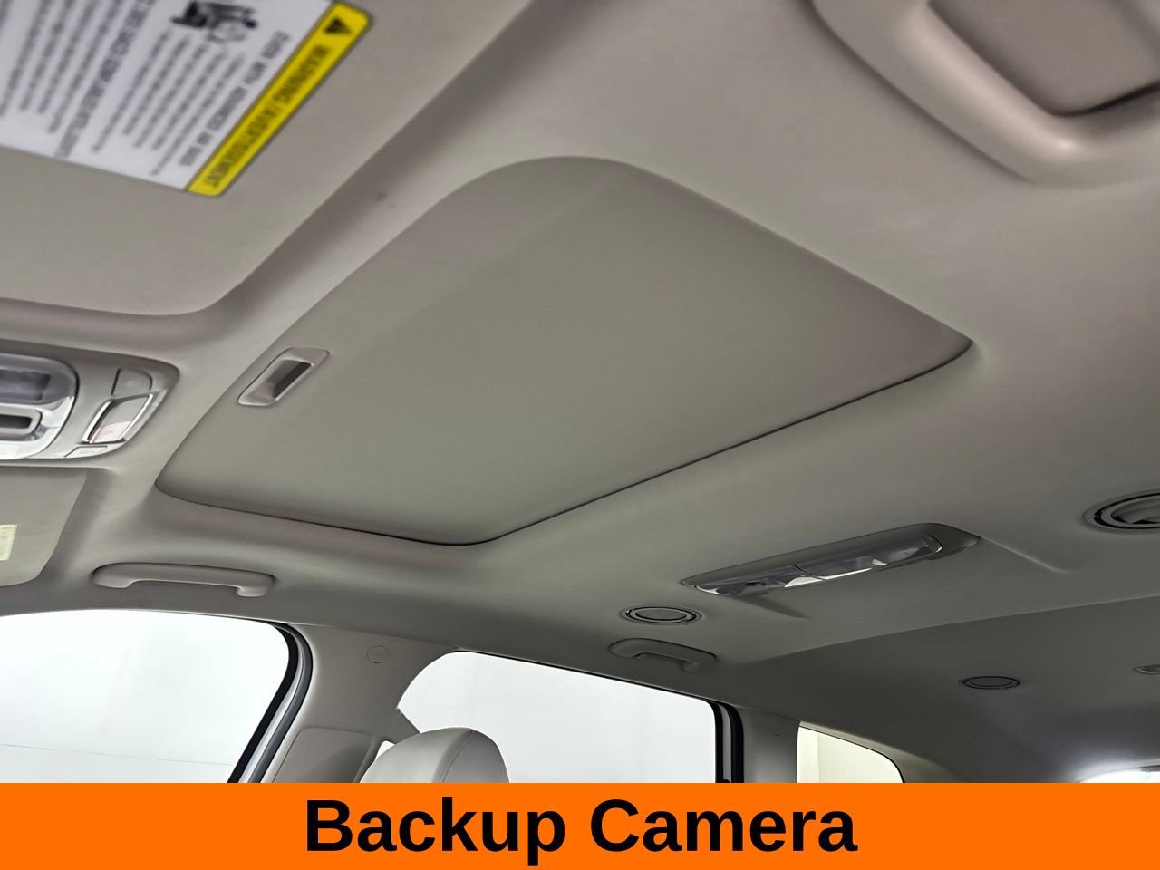 Used 2025 Kia Telluride S FWD image 12