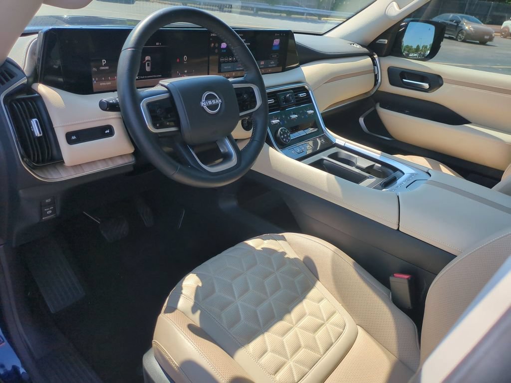 Used 2025 Nissan Armada Platinum AWD/4WD image 10
