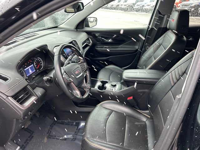 Used 2023 GMC Terrain AT4 image 9