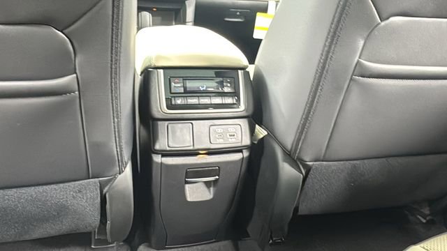 New 2026 Subaru Ascent Limited image 38