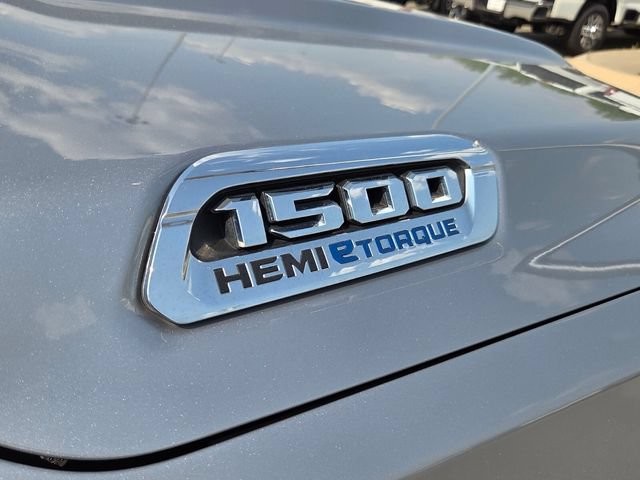 Used 2024 RAM 1500 Laramie AWD/4WD image 16