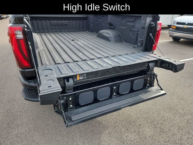 Used 2025 GMC Sierra 2500 Denali AWD/4WD image 36