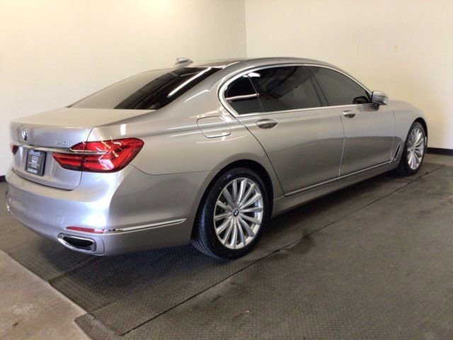 Used 2018 BMW 740i RWD image 4