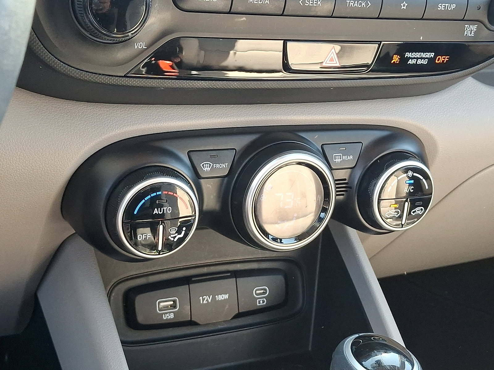 Certified 2023 Hyundai Venue SEL image 16