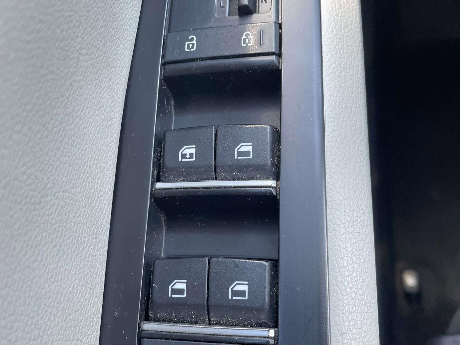 Used 2023 Kia Soul LX w/ LX Technology Package image 23