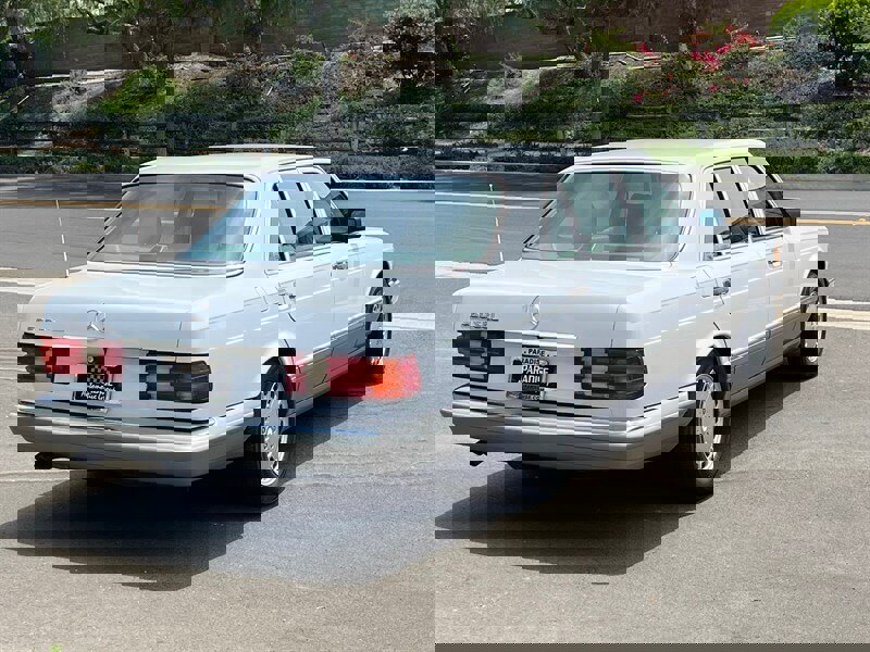 Used 1987 Mercedes-Benz 560 SEL image 6