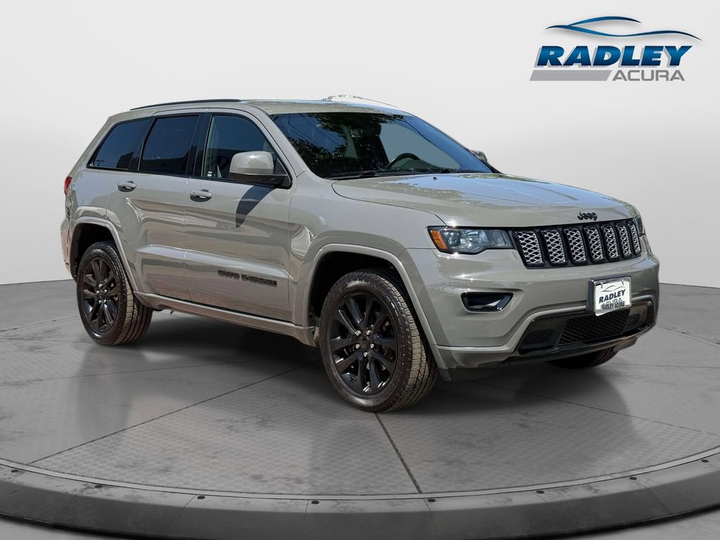 Used 2020 Jeep Grand Cherokee Altitude