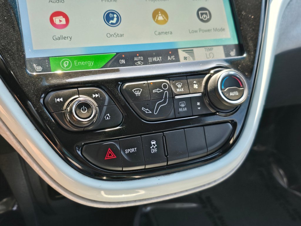 Used 2020 Chevrolet Bolt Premier w/ Infotainment Package FWD image 11