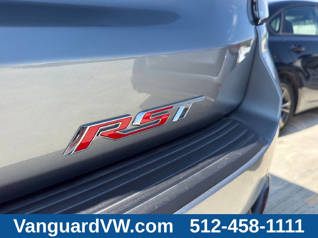 Used 2026 Chevrolet Suburban RST AWD/4WD image 12