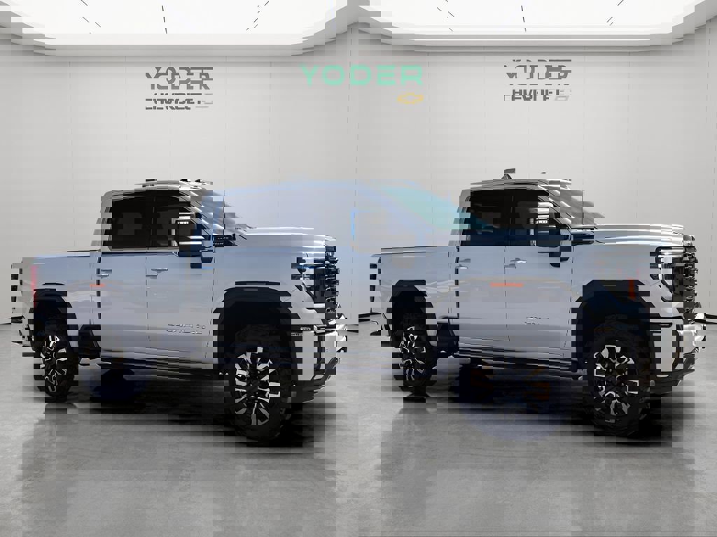 Used 2024 GMC Sierra 3500 Denali Ultimate image 3