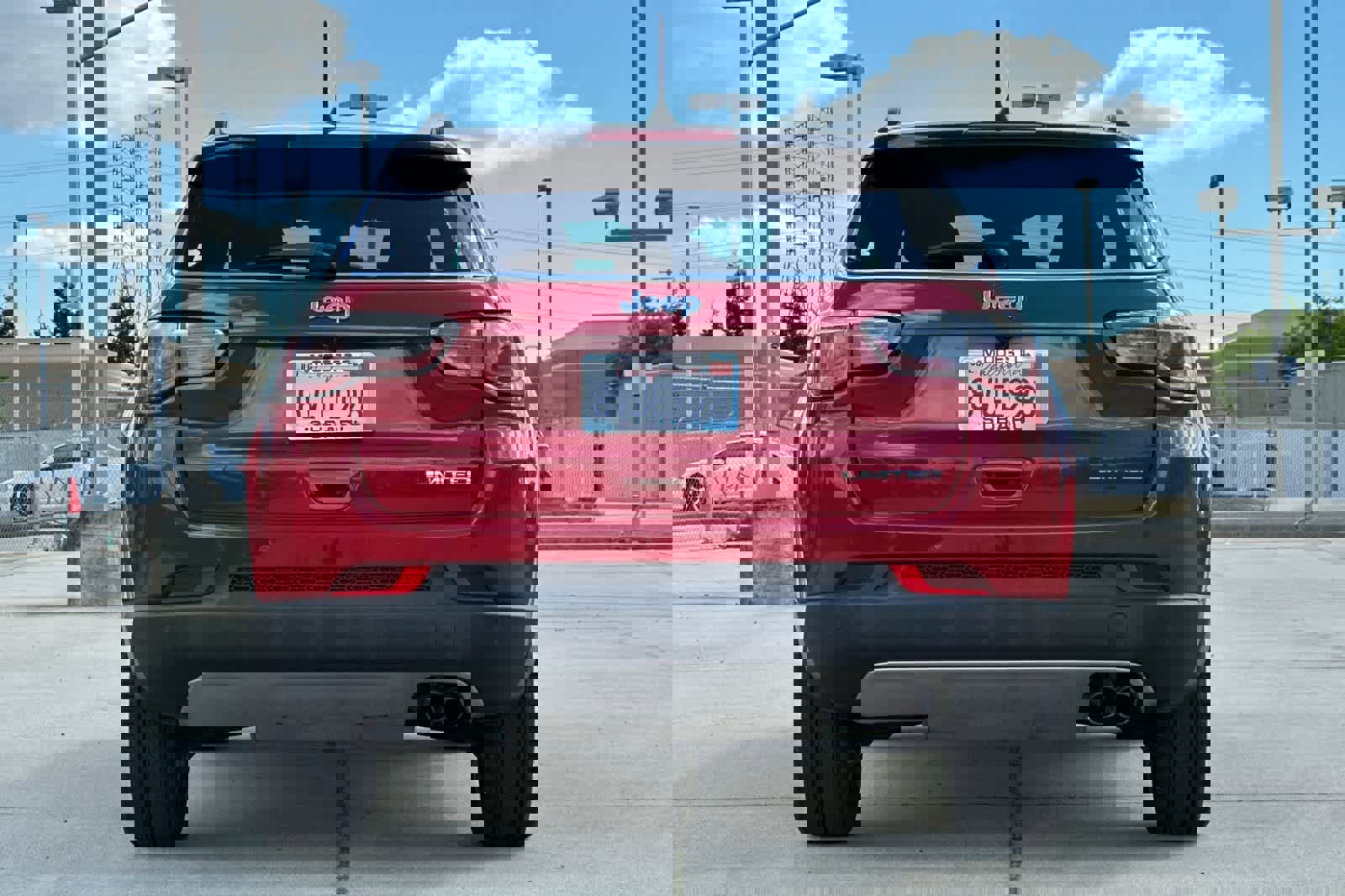 Used 2018 Jeep Compass Limited w/ Navigation Group image 4