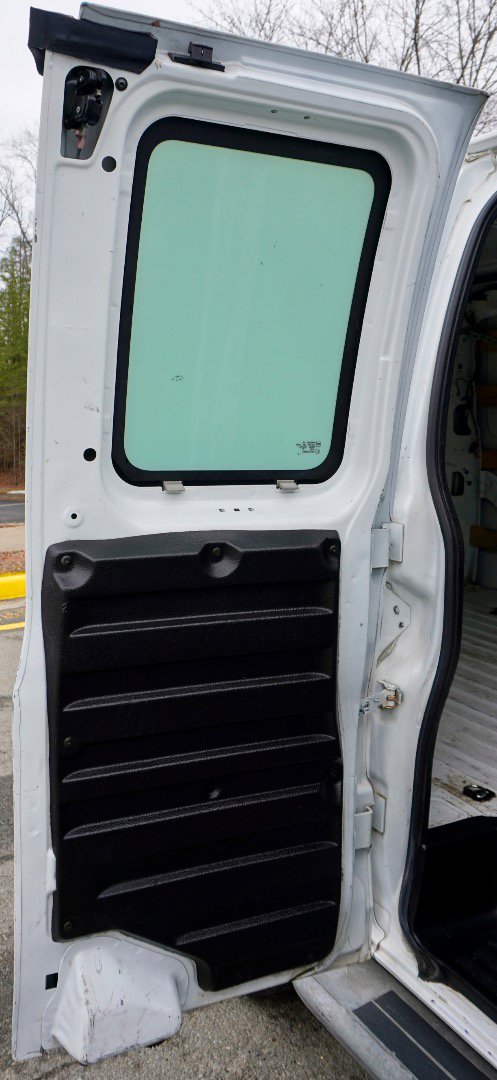 Used 2019 Chevrolet Express 2500 w/ Driver Convenience Package image 12