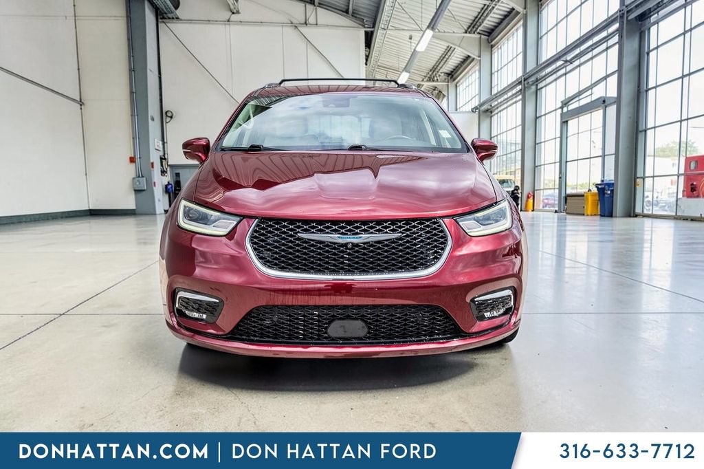 Used 2021 Chrysler Pacifica Touring-L FWD image 22