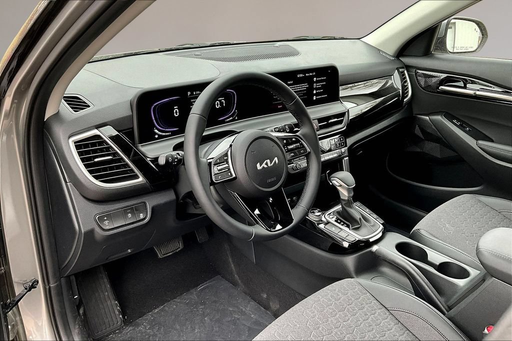 New 2026 Kia Seltos S AWD/4WD image 7