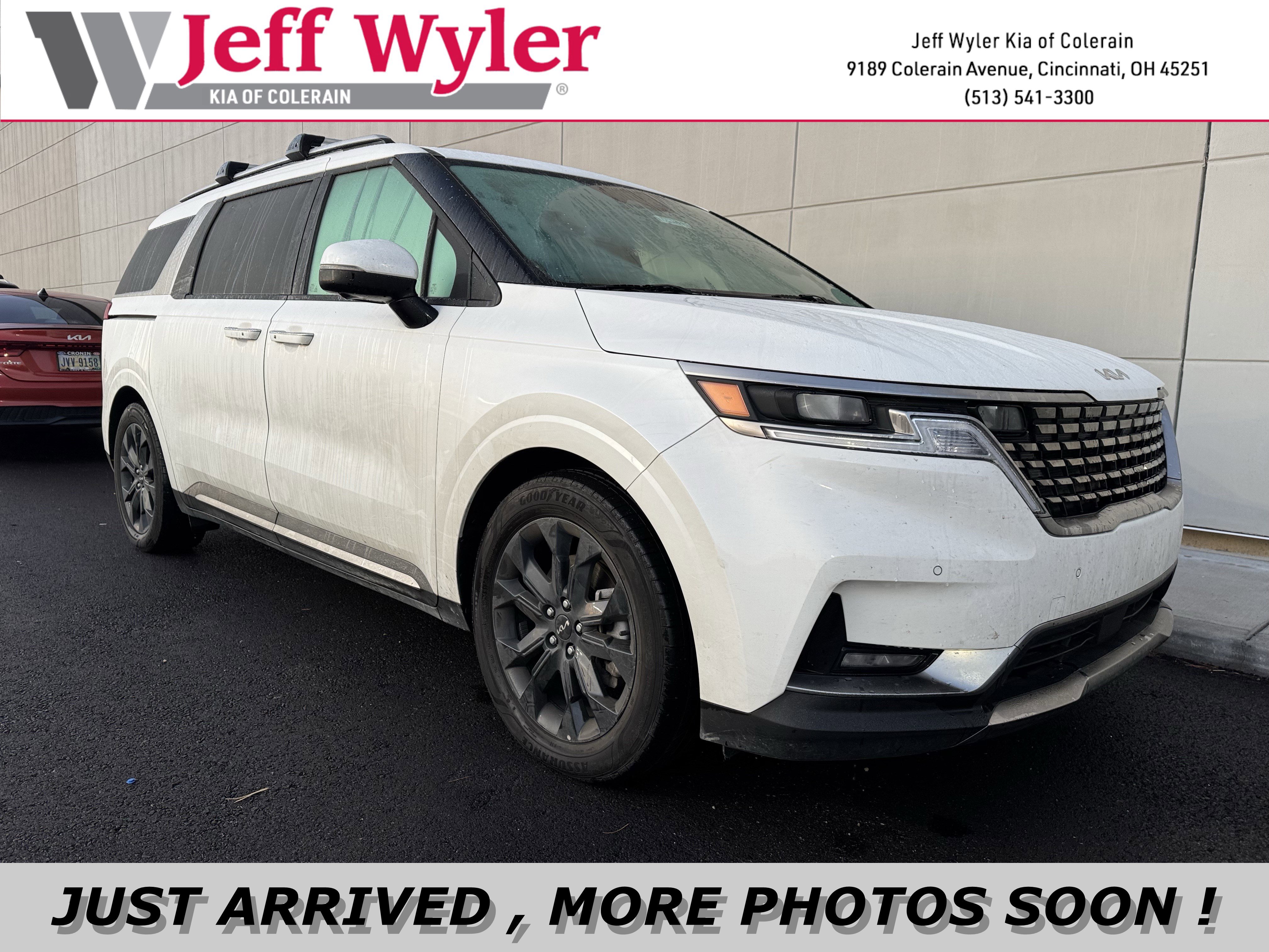 Used 2024 Kia Carnival SX