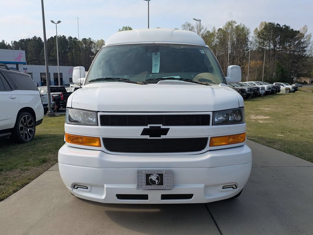 New 2026 Chevrolet Express 2500 Extended RWD image 6