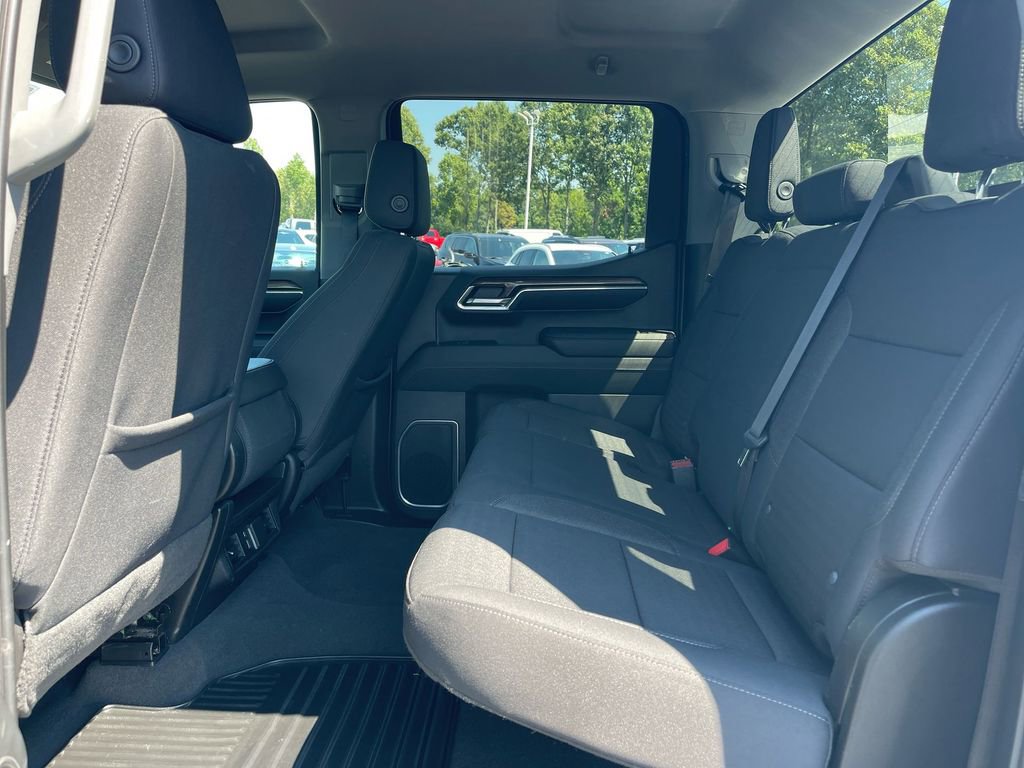 Used 2023 Chevrolet Silverado 1500 LT image 11
