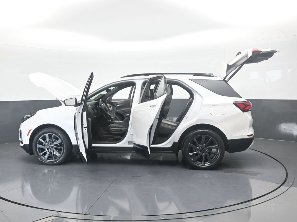Used 2023 Chevrolet Equinox RS image 75