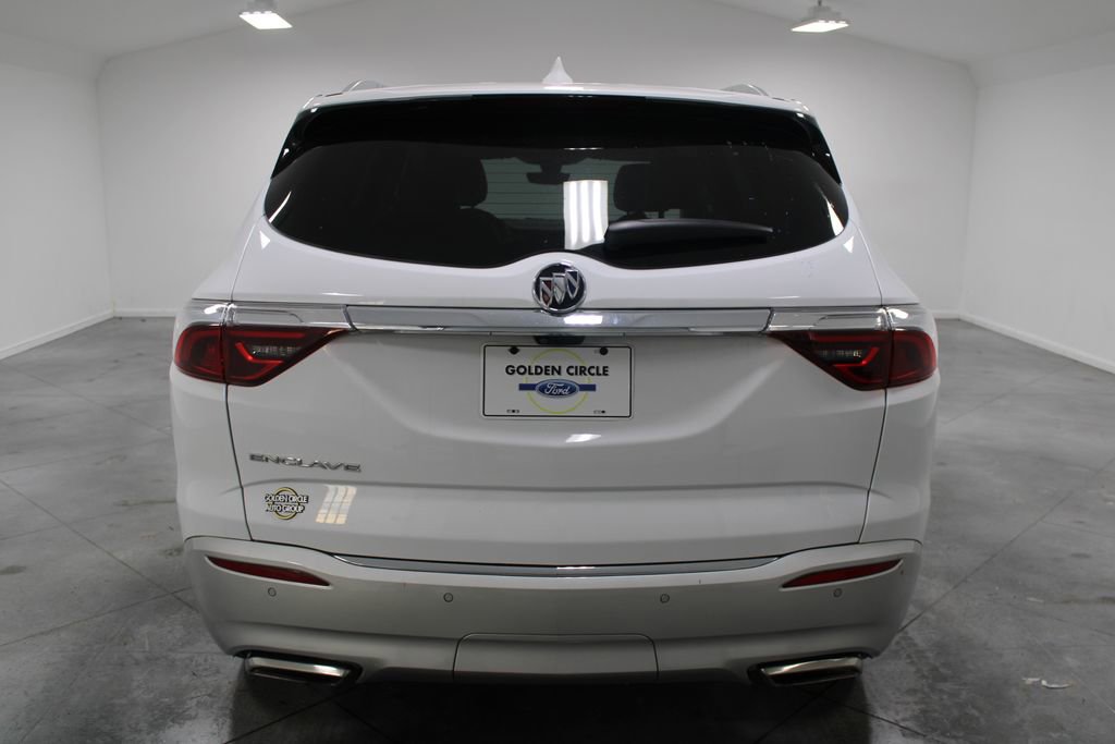 Used 2024 Buick Enclave Essence w/ Technology Package image 8