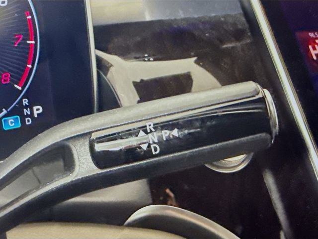 Used 2023 Mercedes-Benz GLC 300 image 18