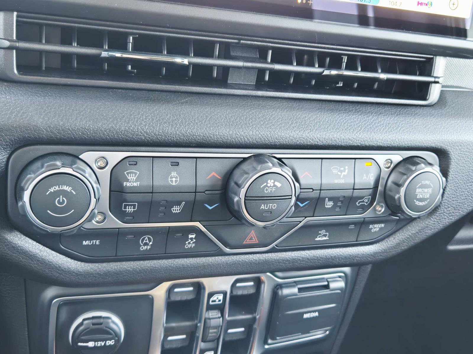 New 2026 Jeep Wrangler Sport S image 26