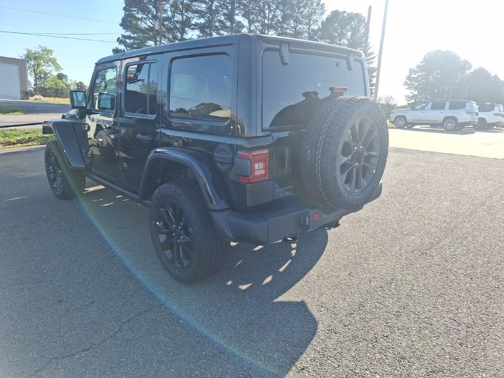 New 2025 Jeep Wrangler Unlimited Sahara image 8
