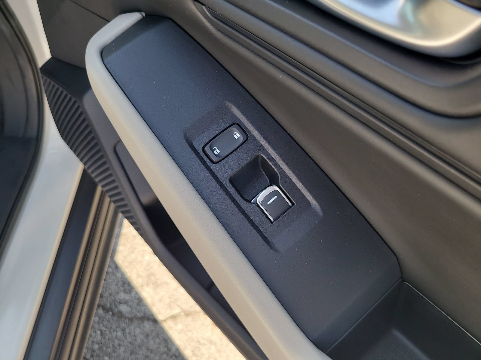 Certified 2024 Honda Accord EX image 29