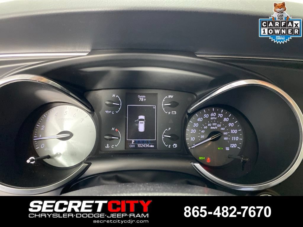 Used 2020 Toyota Sequoia Limited w/ Safety & Convenience Package AWD/4WD image 16
