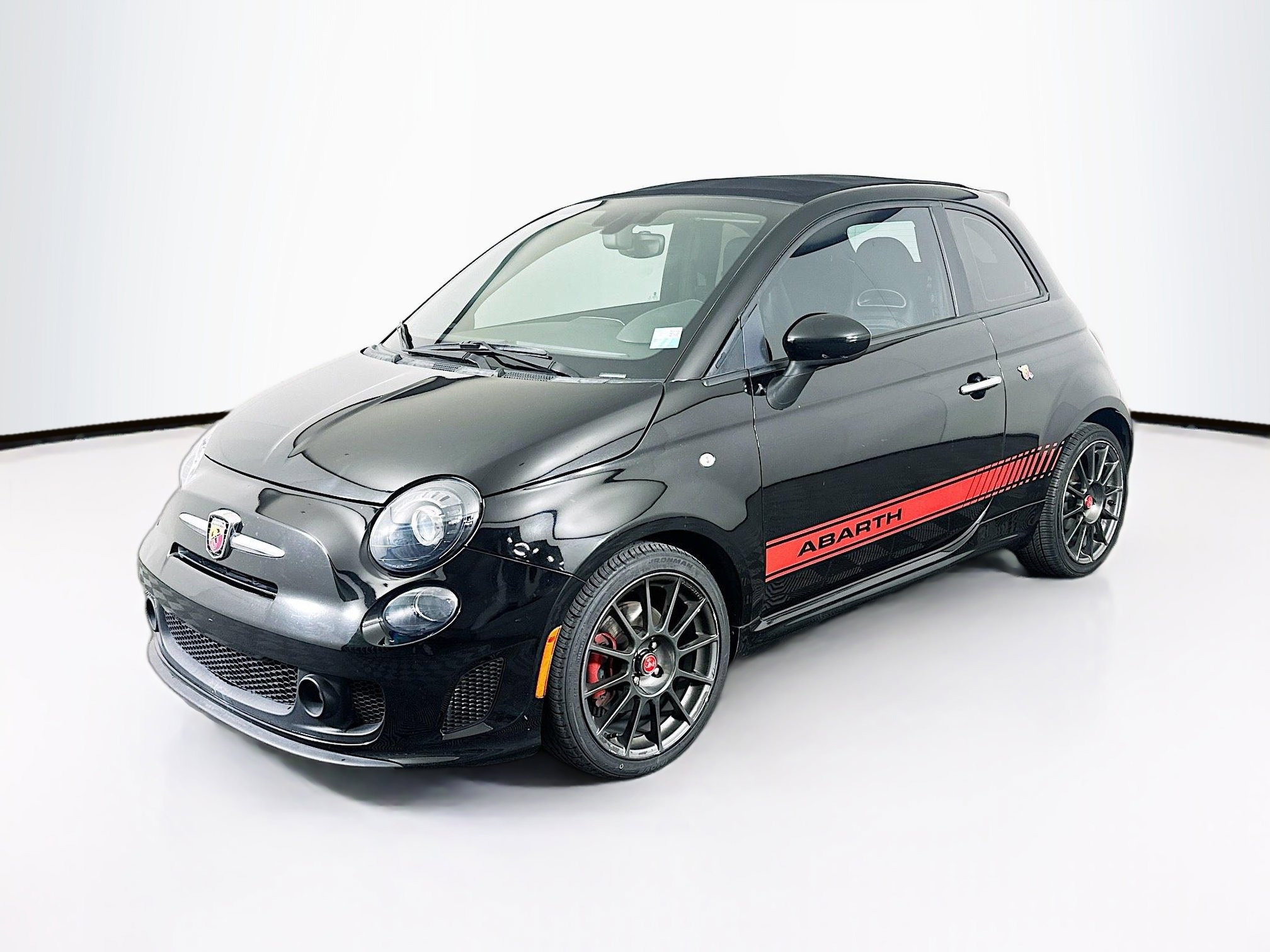 Used 2019 FIAT 500 Abarth w/ Popular Equipment Package image 3