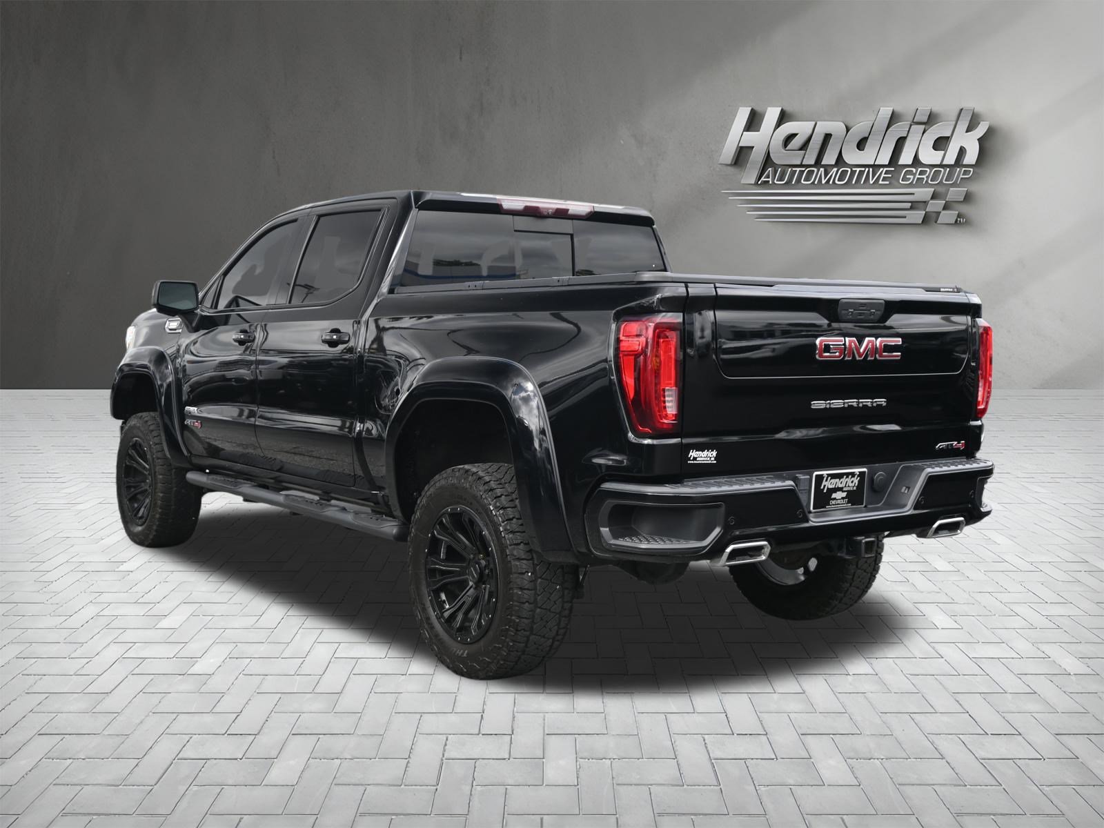 Used 2021 GMC Sierra 1500 AT4 w/ AT4 Premium Package AWD/4WD image 8
