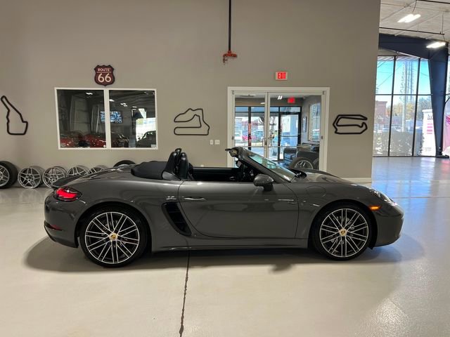 Used 2017 Porsche 718 Boxster image 76