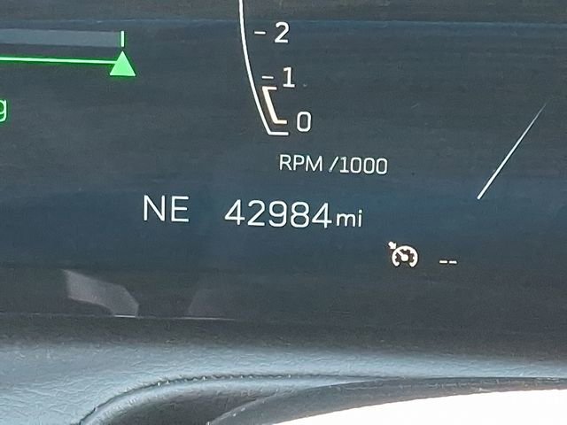 Used 2024 Cadillac XT4 Premium Luxury image 18