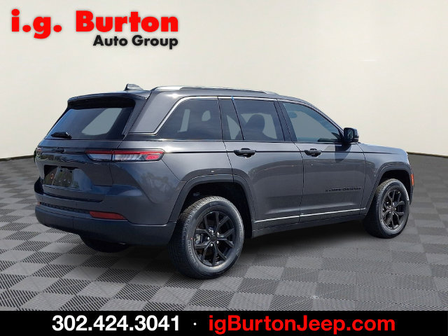 New 2026 Jeep Grand Cherokee Altitude AWD/4WD image 4