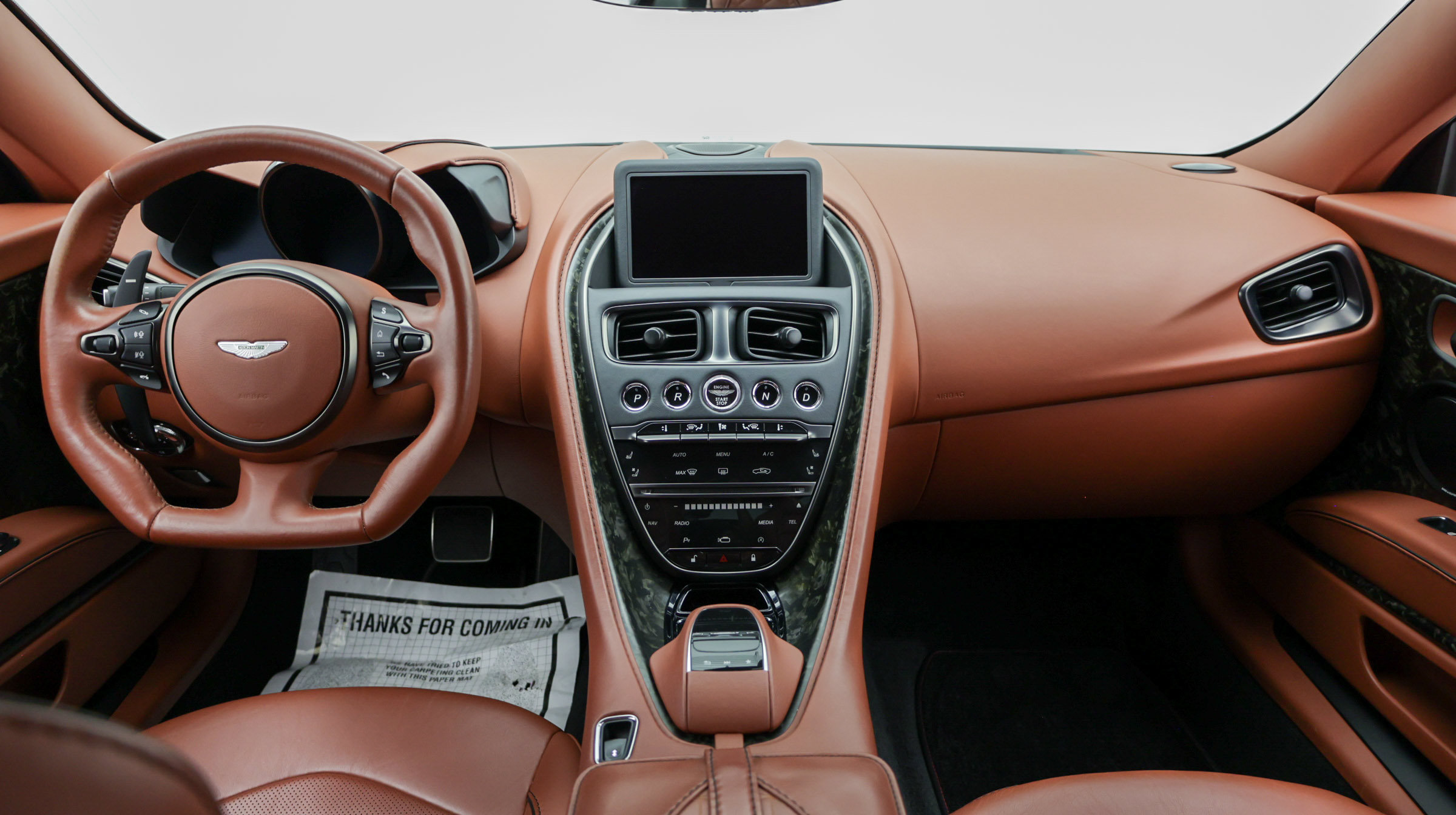 Used 2019 Aston Martin DBS Superleggera RWD image 21
