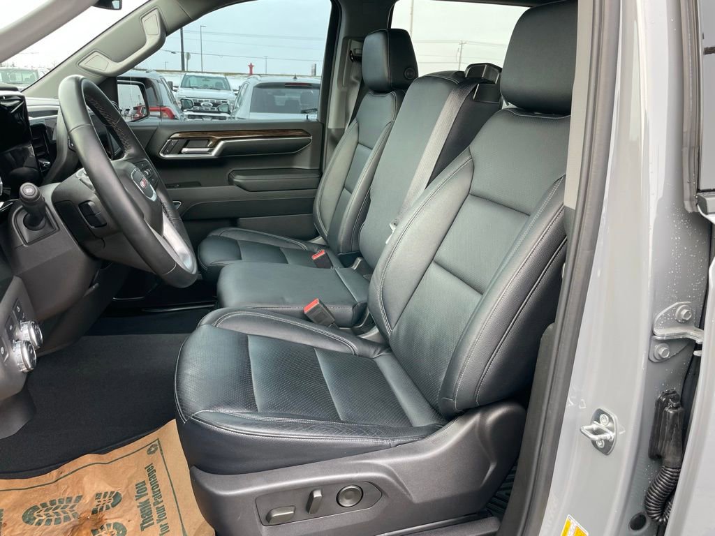 Used 2024 GMC Sierra 1500 Elevation image 8