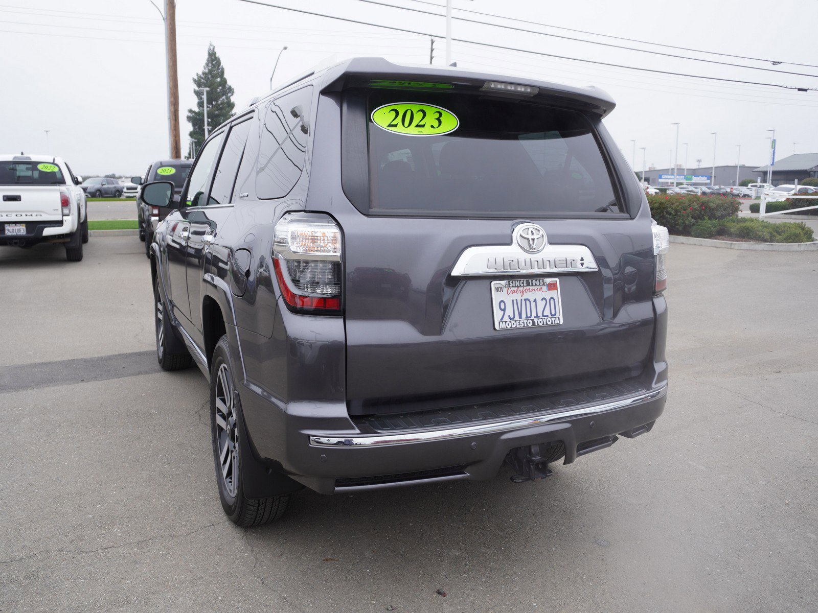 Used 2023 Toyota 4Runner Limited image 9